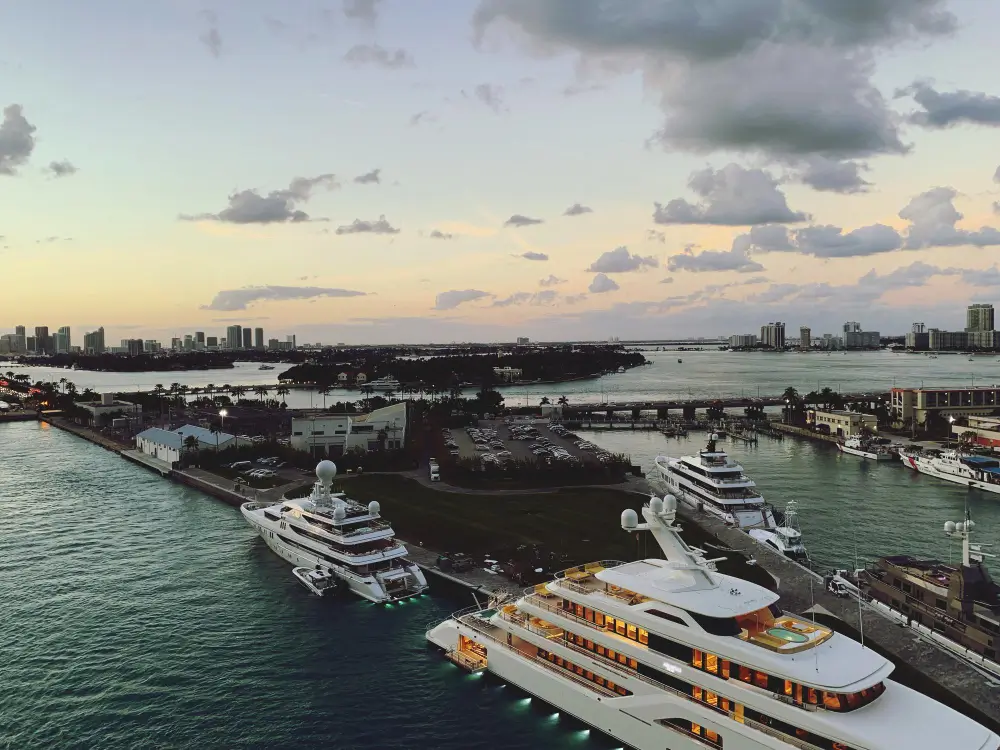 luxury port transfers 